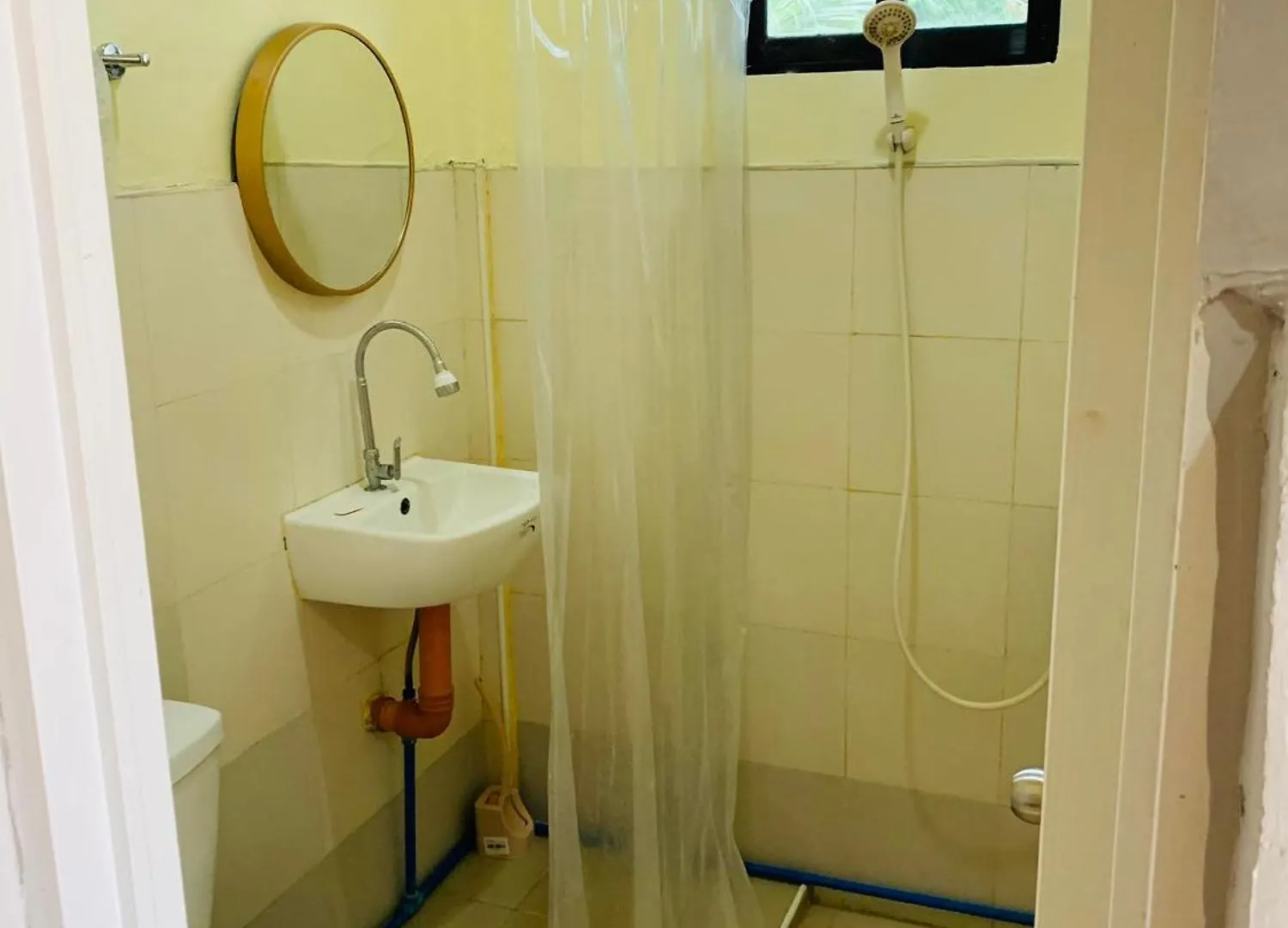 Emelita Affordable Bed And Breakfast Dauis 0*,  Filippinerna
